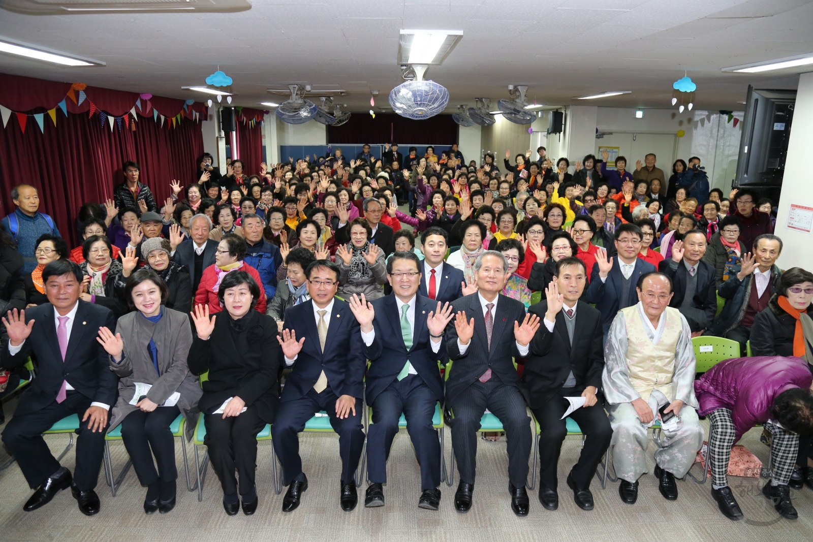 도산노인복지관 2015 평생교육프로그램 종강발표회 의 사진