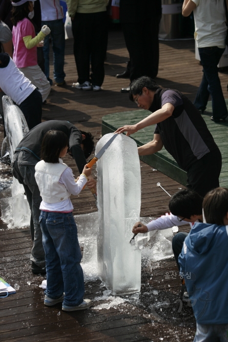 제13회 울산고래축제 얼음조각대회 의 사진