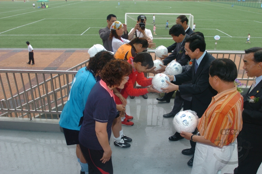 제4회 남구생활체육협의회장배 여성축구대회 의 사진