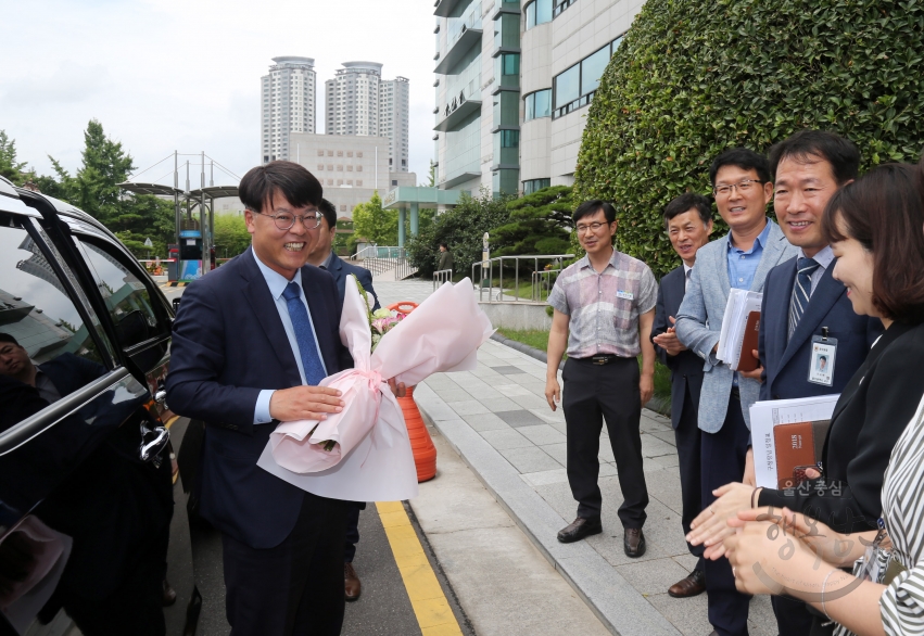 김진규 남구청장 첫출근 의 사진