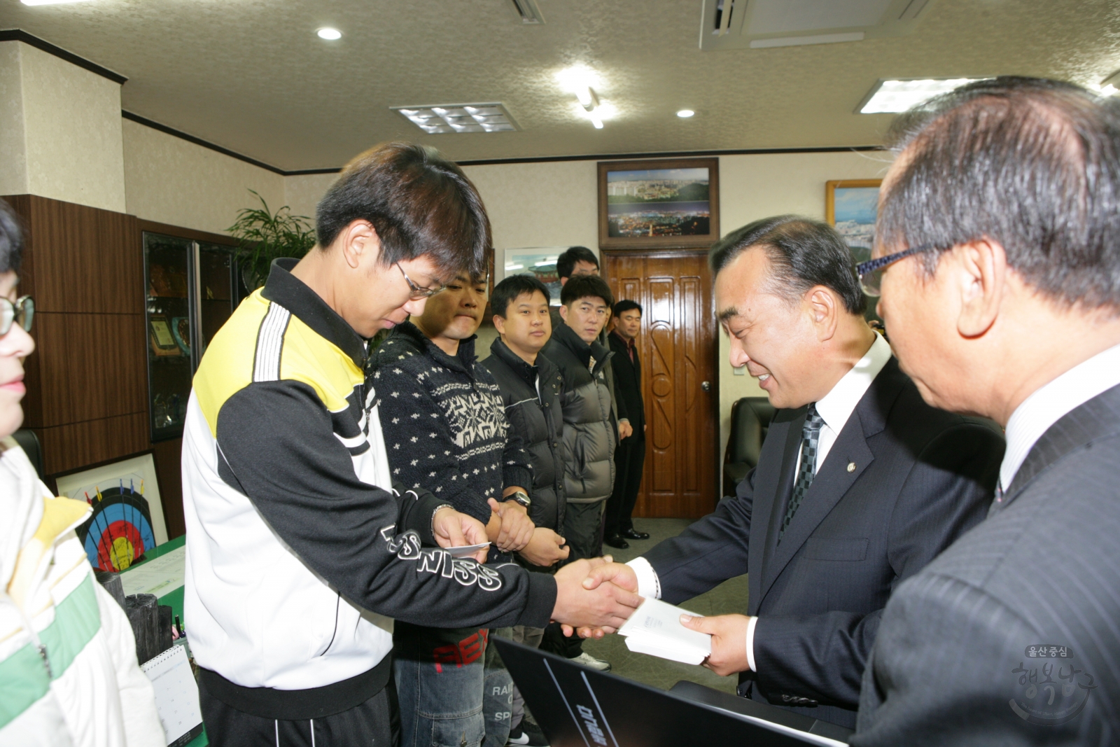 엘리트육성 지원금 전달 의 사진