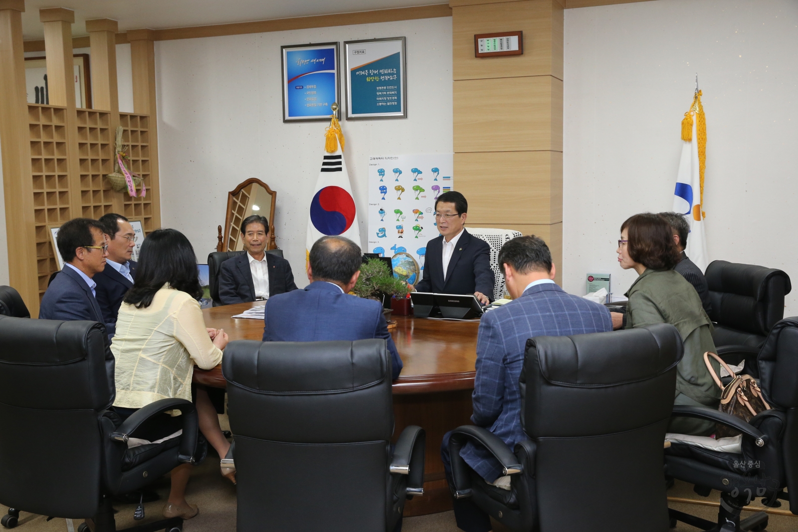 울산남구새마을회 고래축제 수익금 백미전달 의 사진