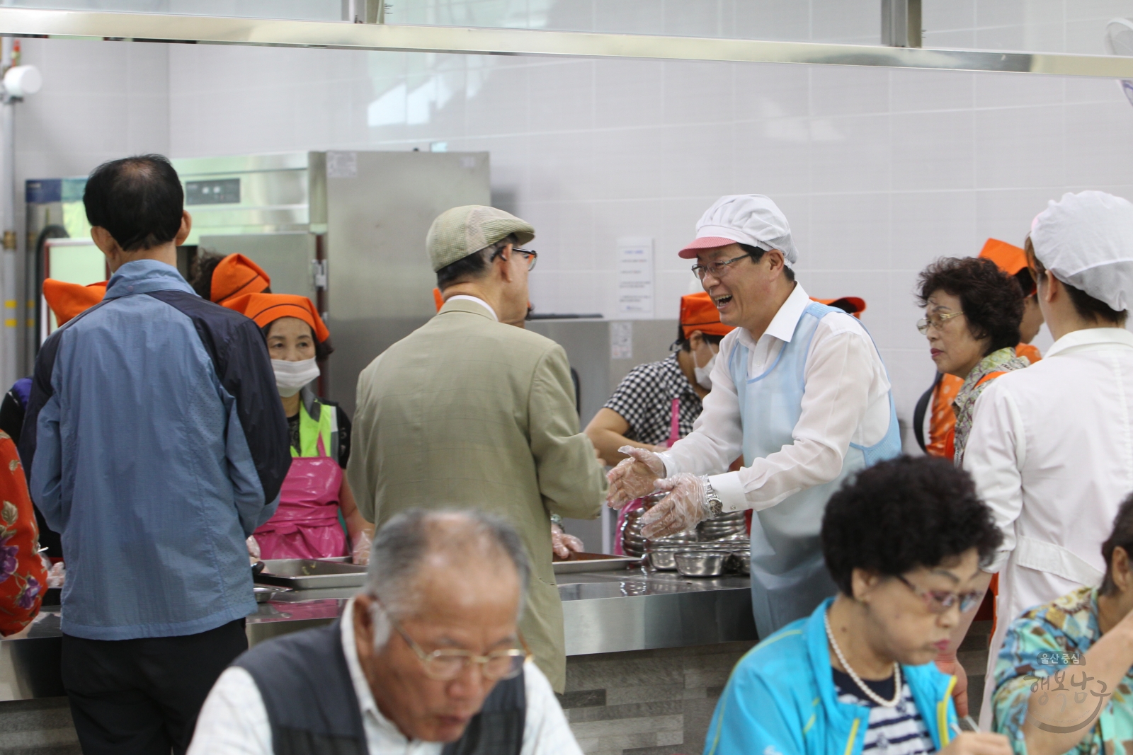 선암호수노인복지관 급식봉사 의 사진