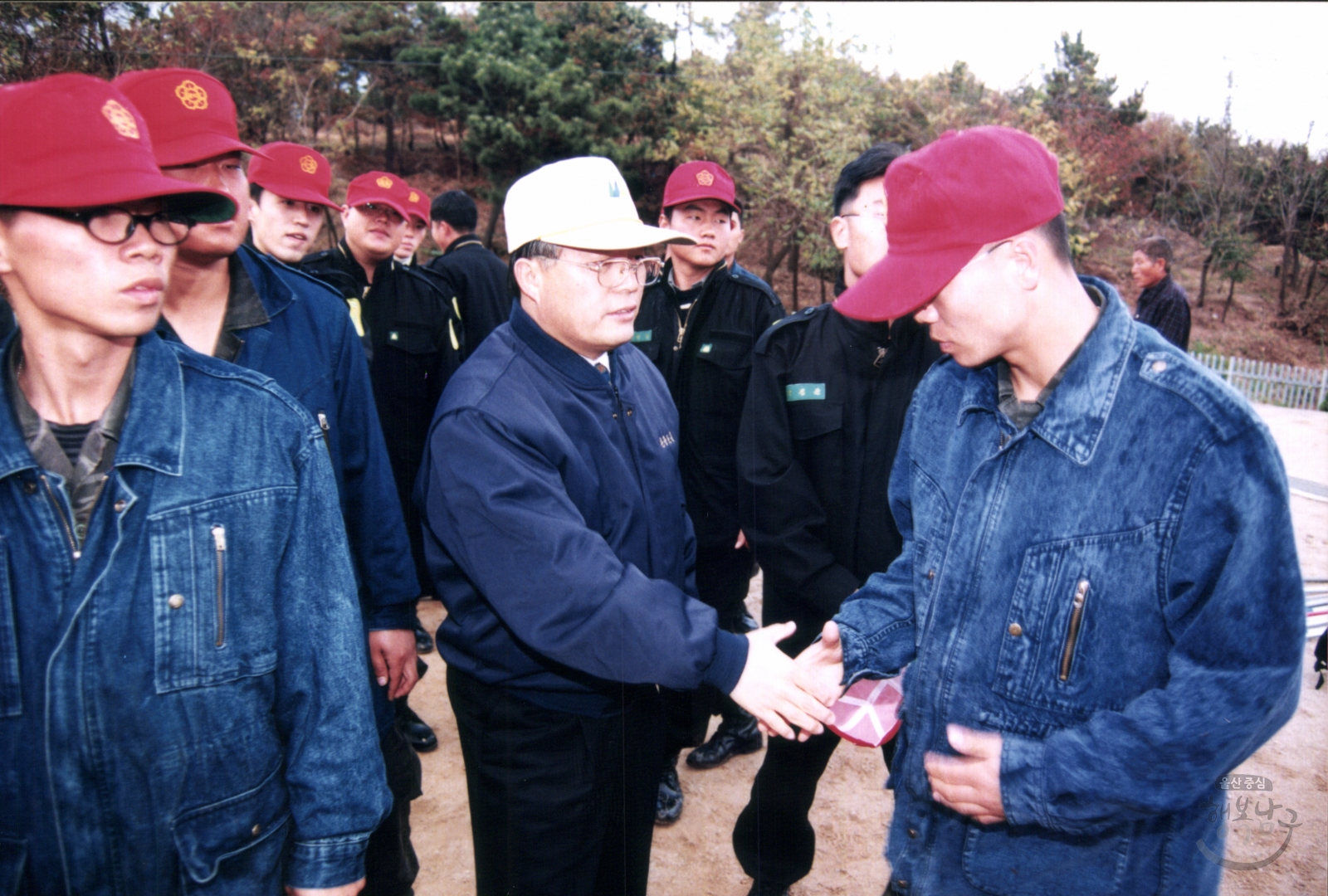 제295차 민방위의 날 재난대비 산불진화 시범훈련 의 사진