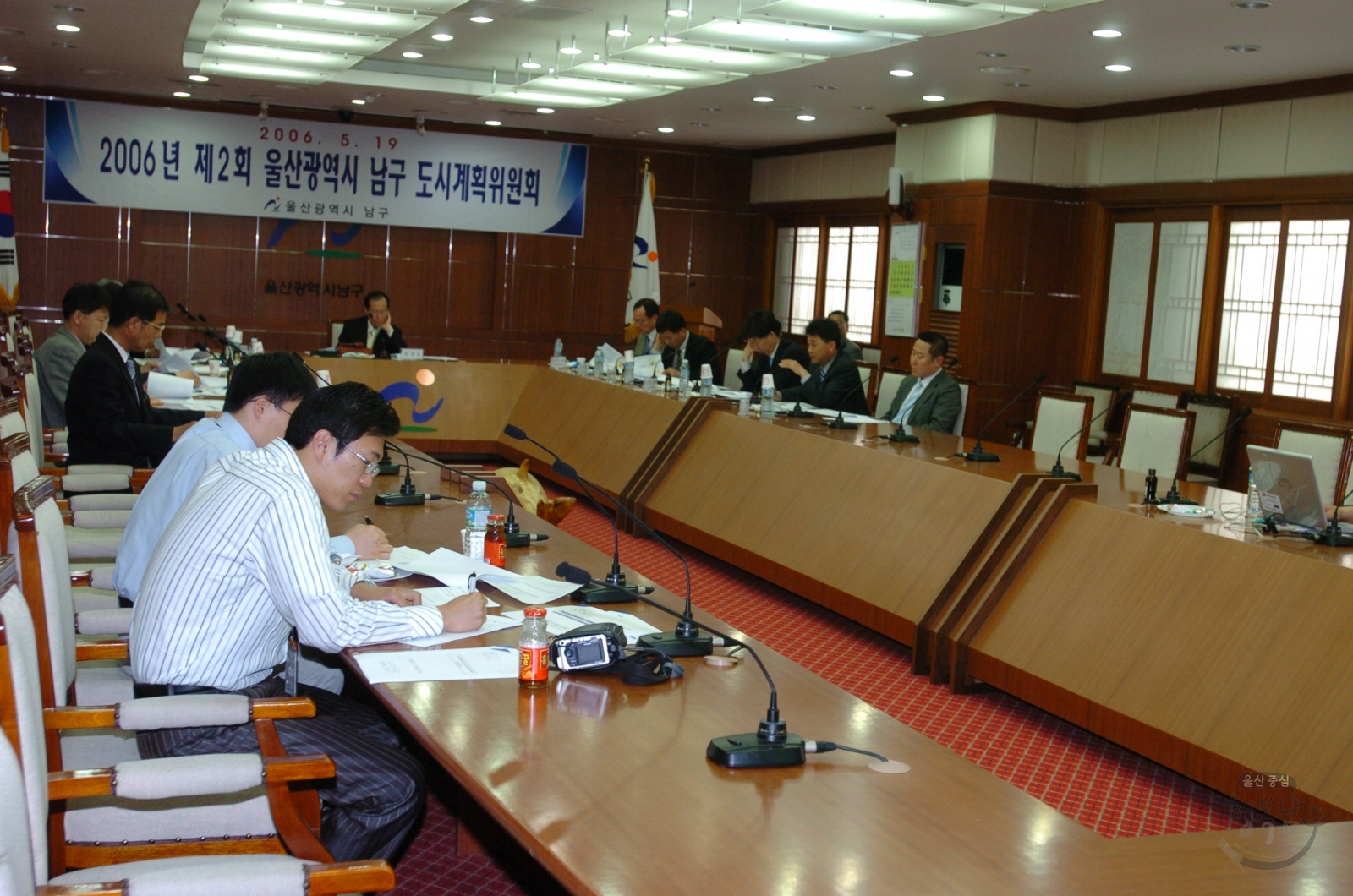 도시계획위원회 회의 의 사진
