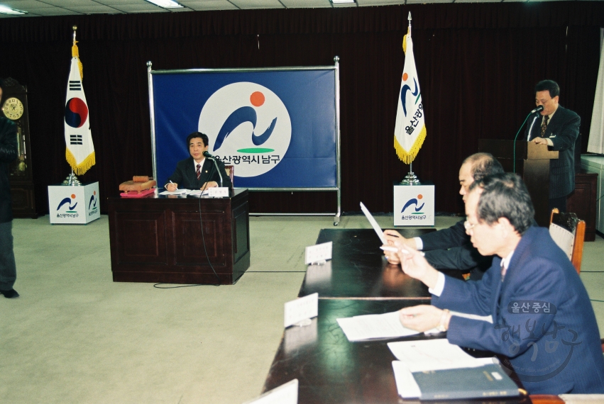 2001 1분기 공공근로사업 추진위원회 의 사진