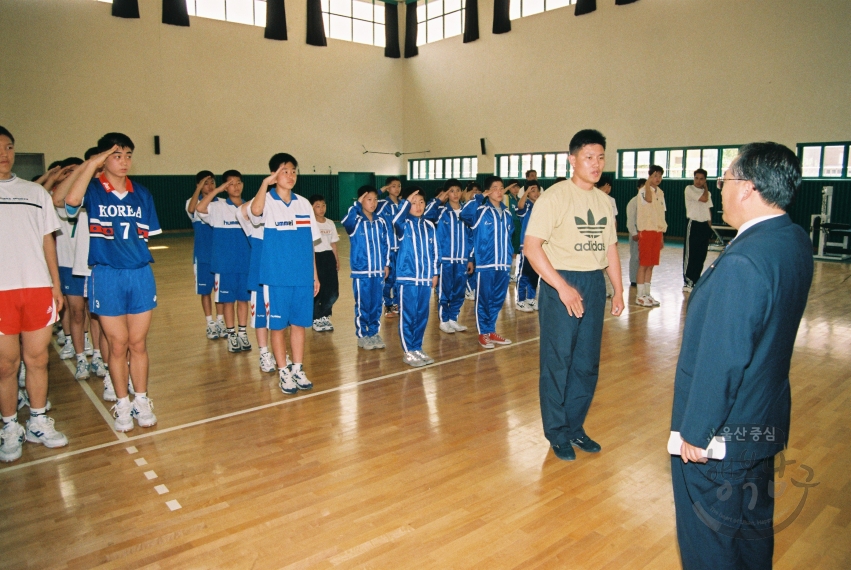 제 30회 소년체전 출전선수 구청장 격려 (중앙중학교 체육관) 의 사진