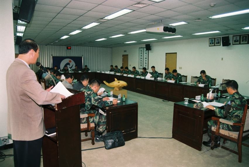 2001 후반기 병력동원 확인의 날 행사 의 사진