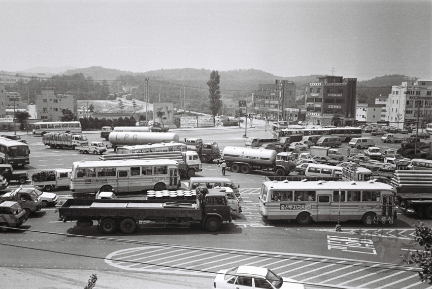 1980년대 공업탑로터리교통혼잡 의 사진