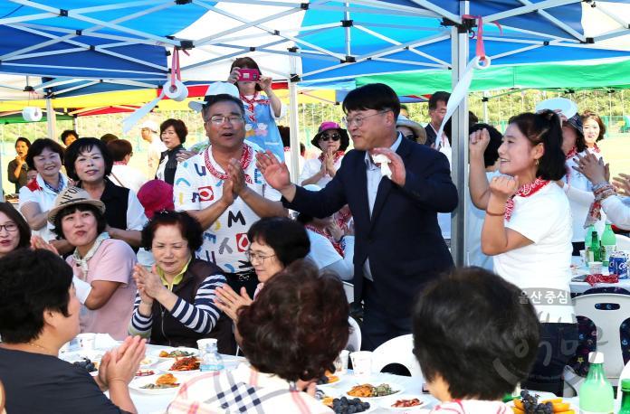 2018주민자치위원 통장 체육대회 의 사진