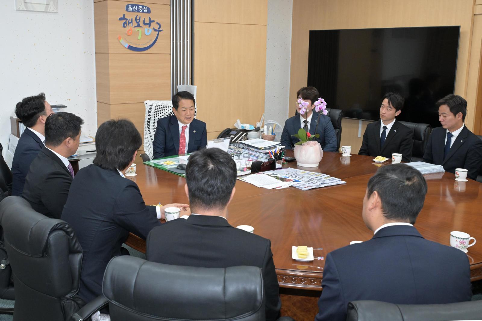 JCI 경남·울산지구 울산권역 회장단 내방 의 사진