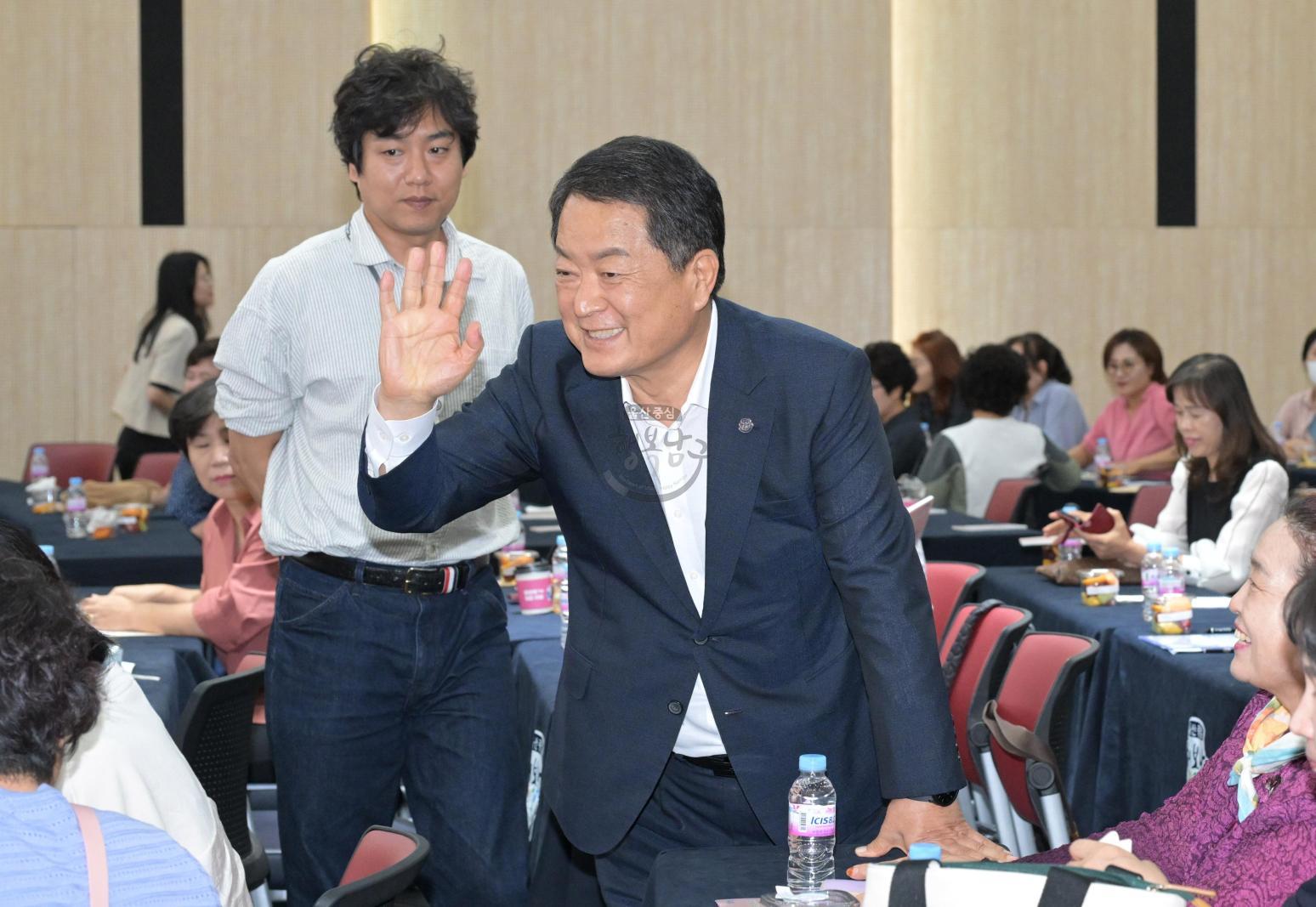 명예사회복지공무원과의 함께하는 복지공감 톡톡 콘서트 의 사진