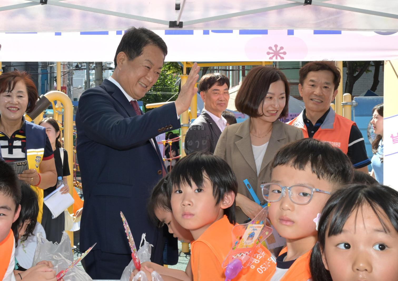 베스트행정 서비스의 날(달동) 의 사진