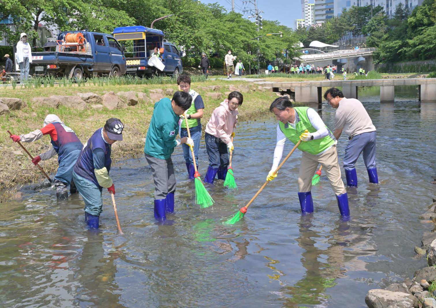 1사 1하천 살리기 도시환경정비 의 사진