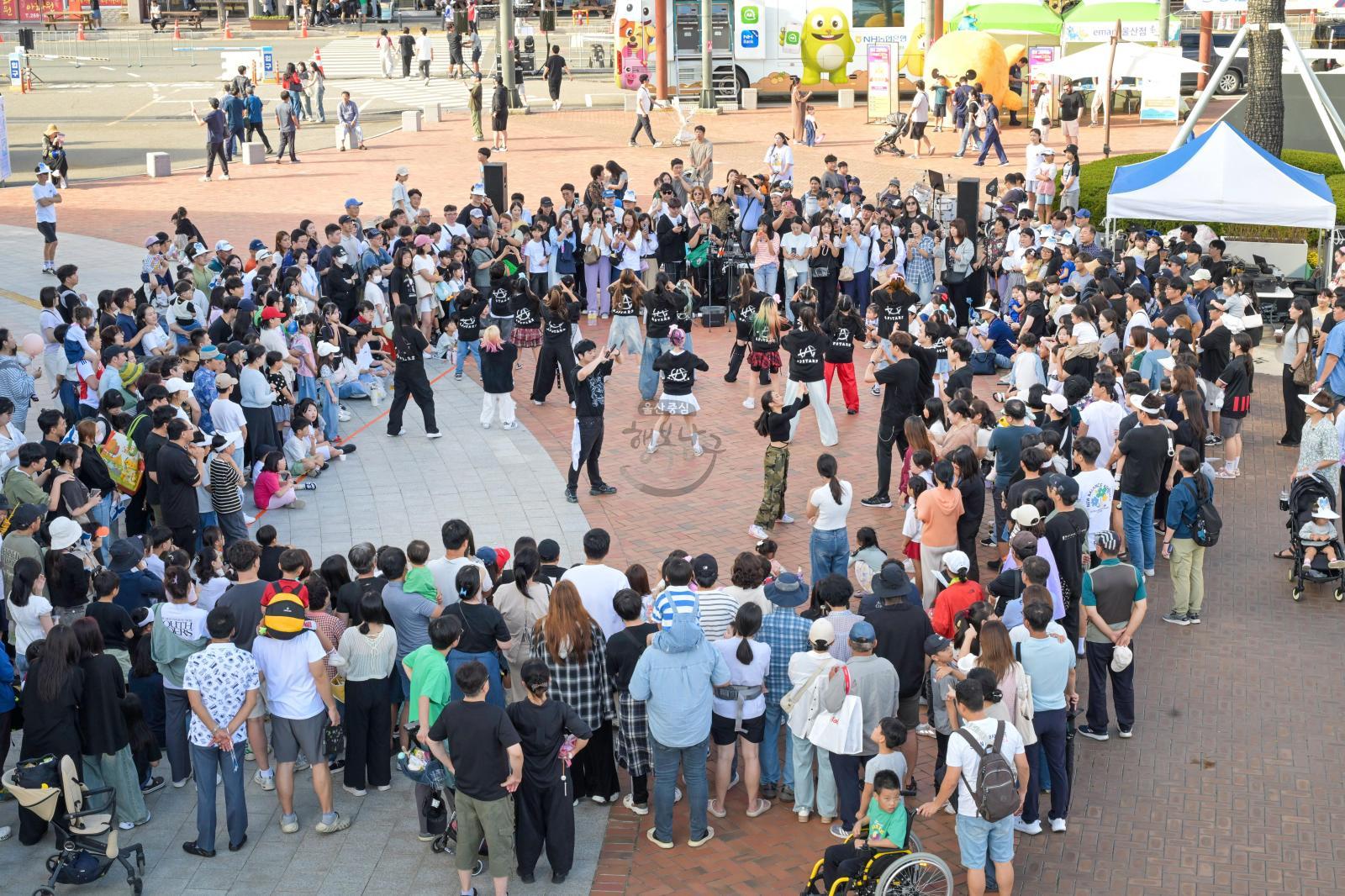 제29회 울산고래축제 (고래퍼레이드,메인버스킹,우리동네명물내기) 의 사진