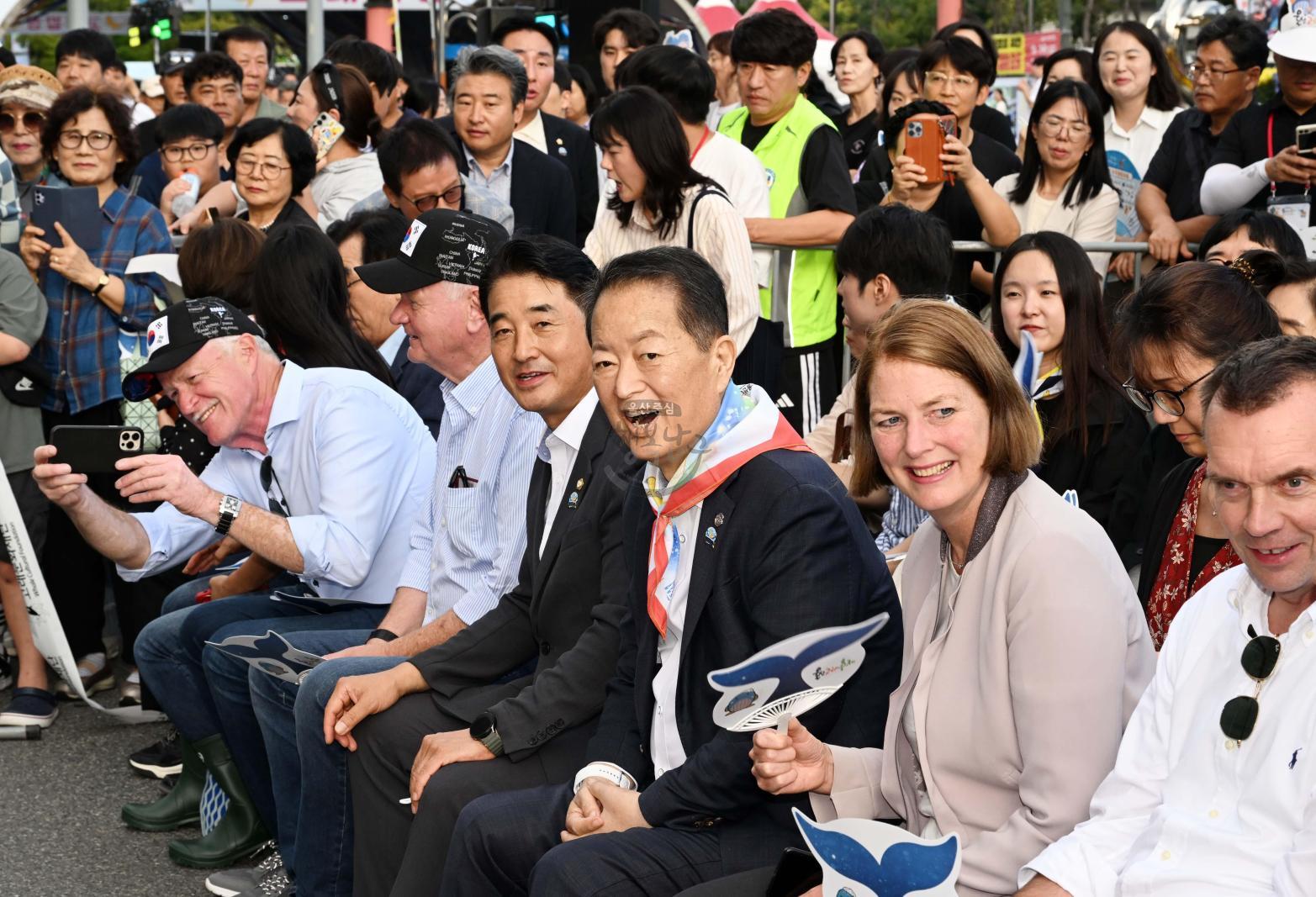 제29회 울산고래축제 (고래퍼레이드,메인버스킹,우리동네명물내기) 의 사진