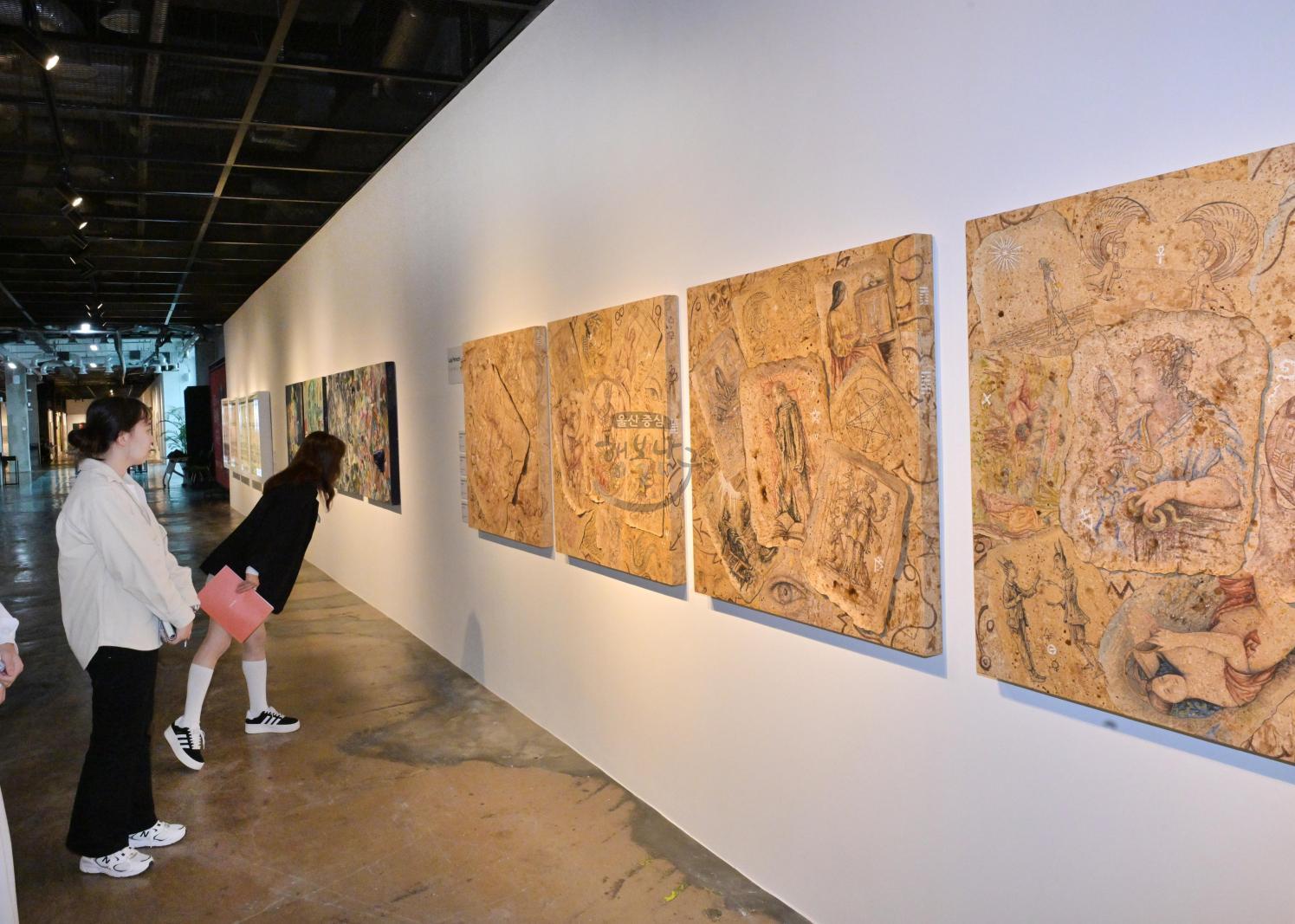 2025 한국X유럽 해외 예술 교류전 의 사진