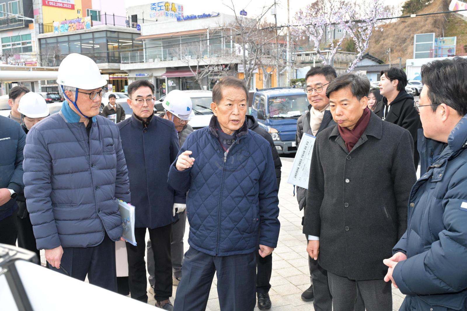 The Wave사업 현장 점검 (코스터카트, 고래등길, The Wave사업) 의 사진