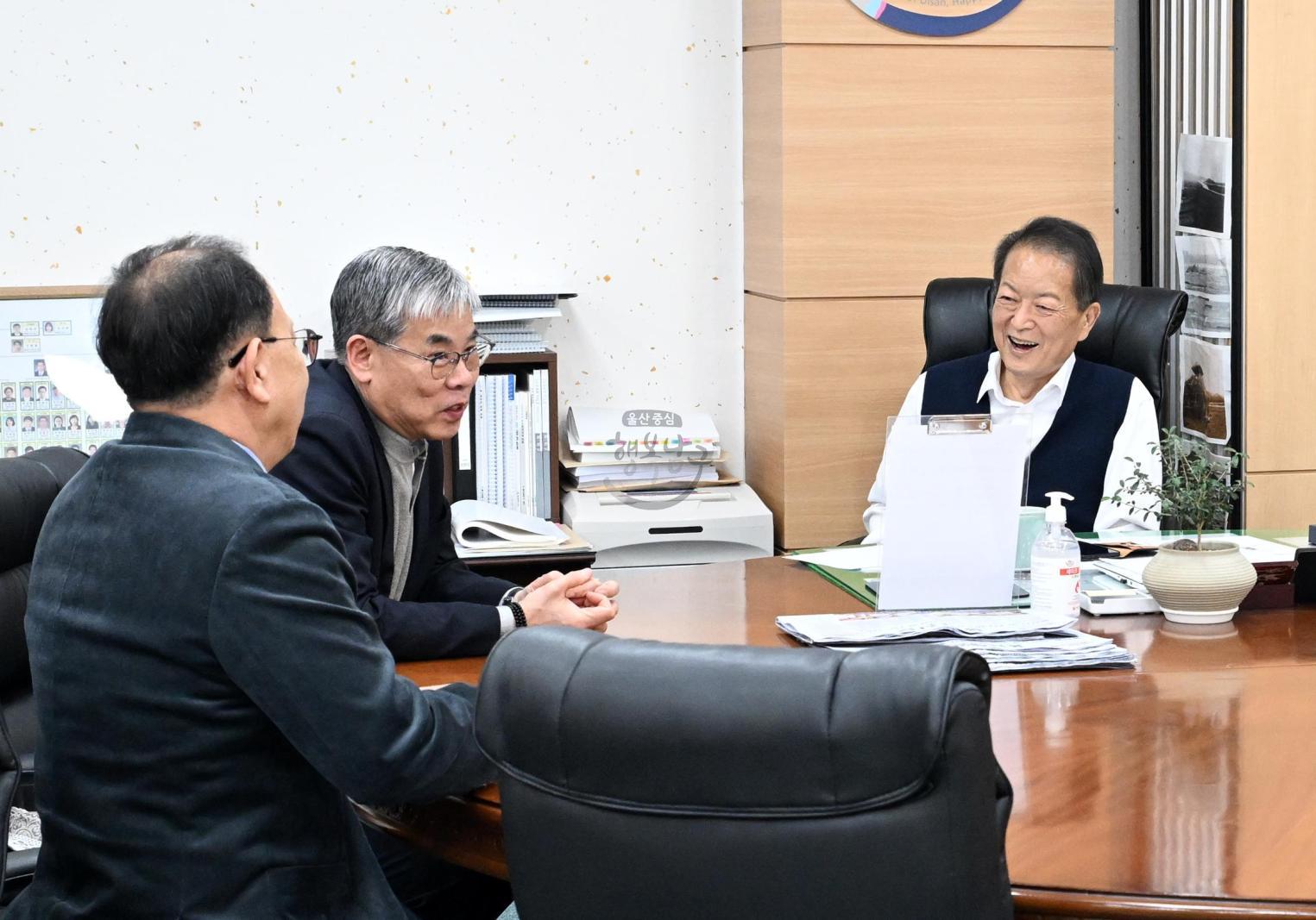 (사)남구자원봉사센터 이사장 및 센터장 내방 의 사진