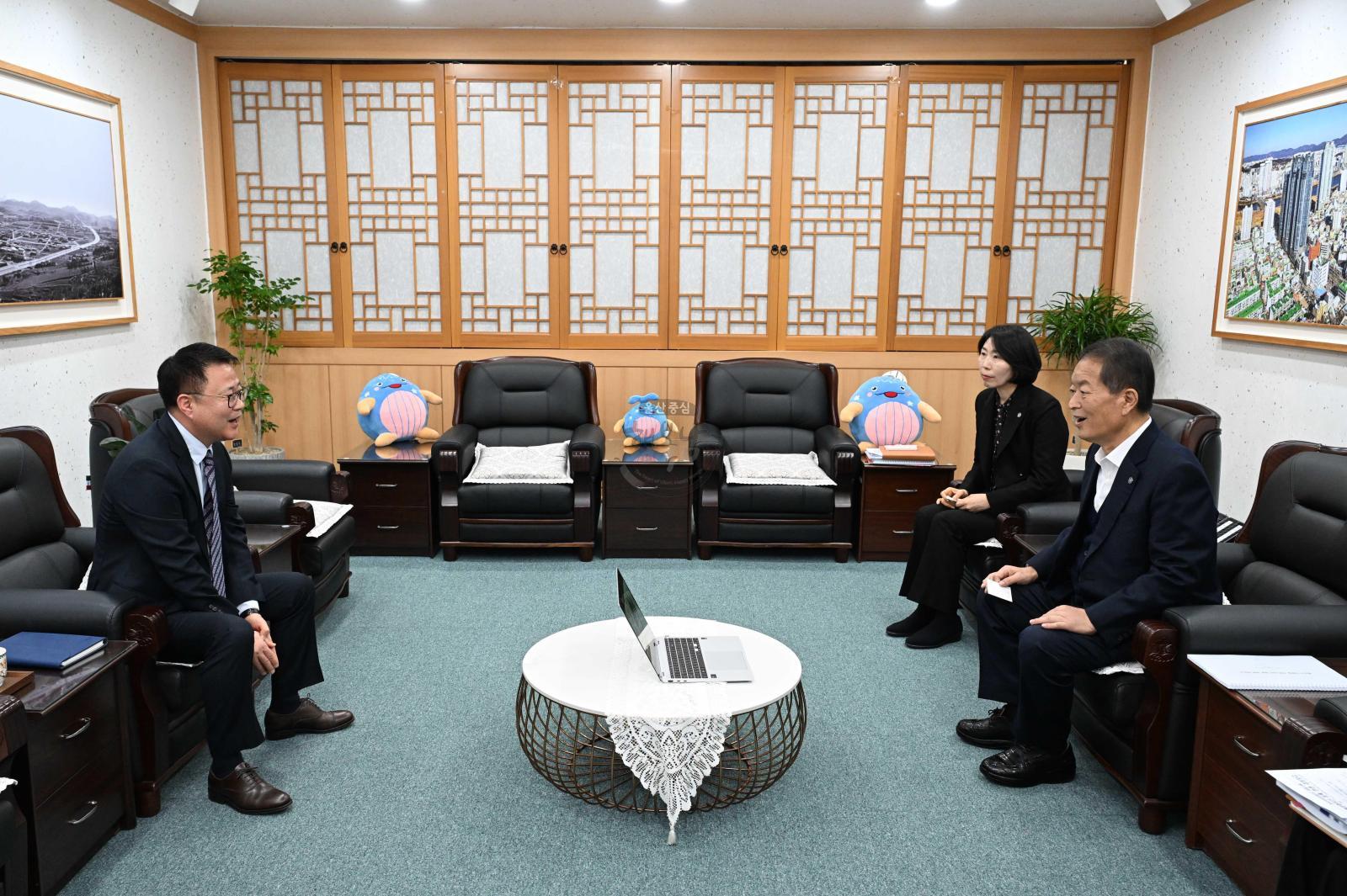 한국석유공업(주) 사택관련 면담 의 사진