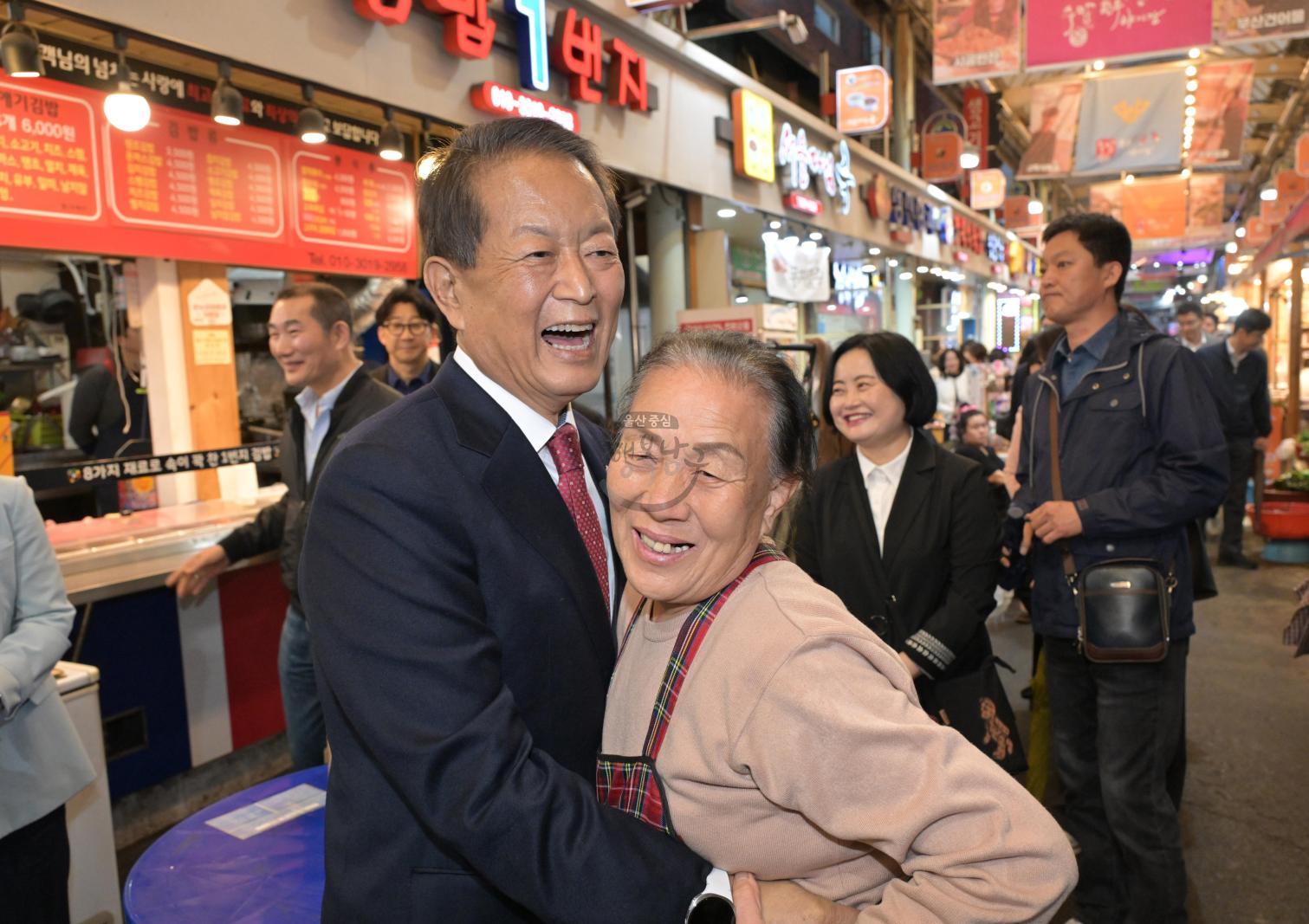 수암한우야시장 개장 의 사진