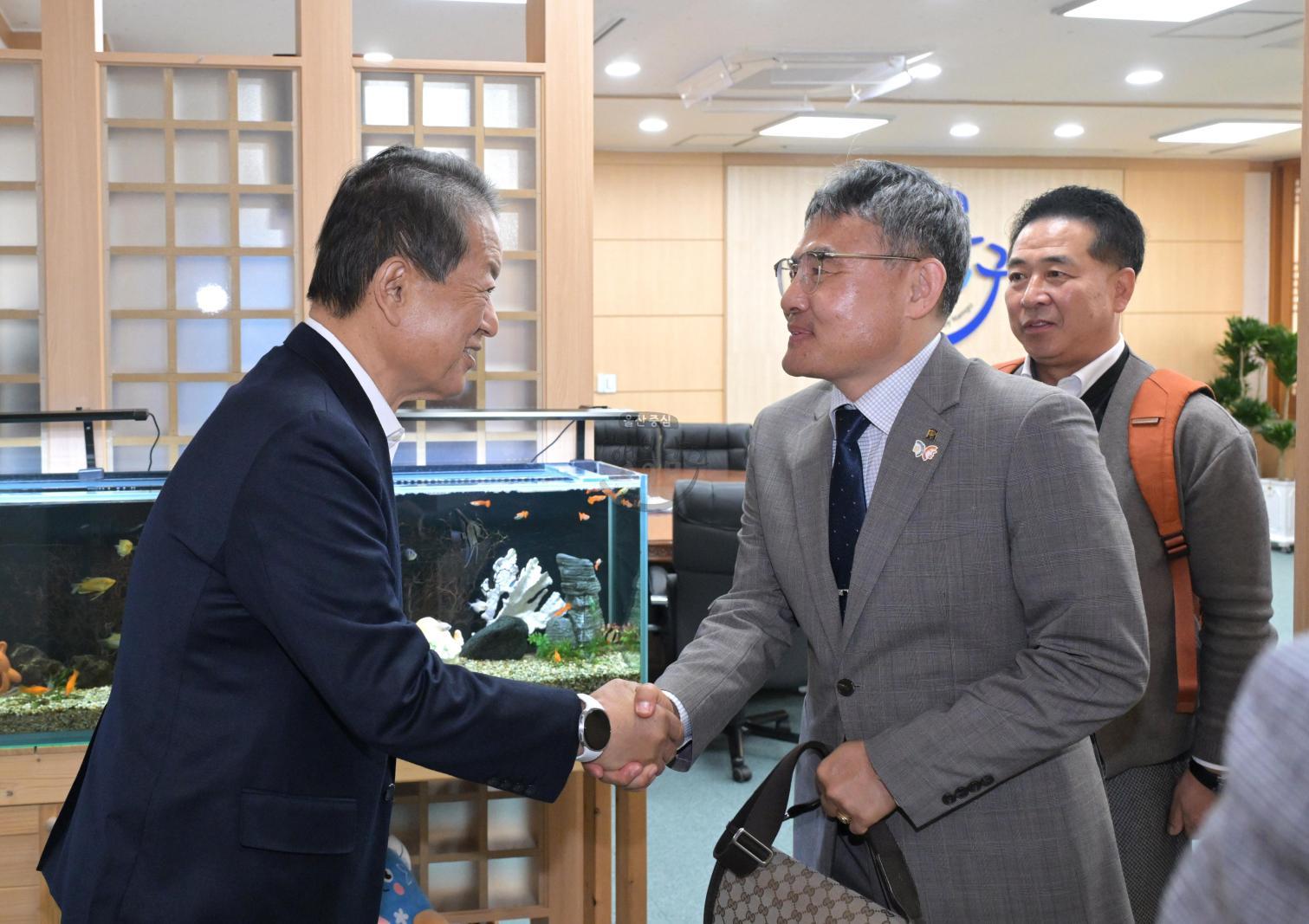 (사)국제피플투피플 울산챕터 임원진 내방 의 사진