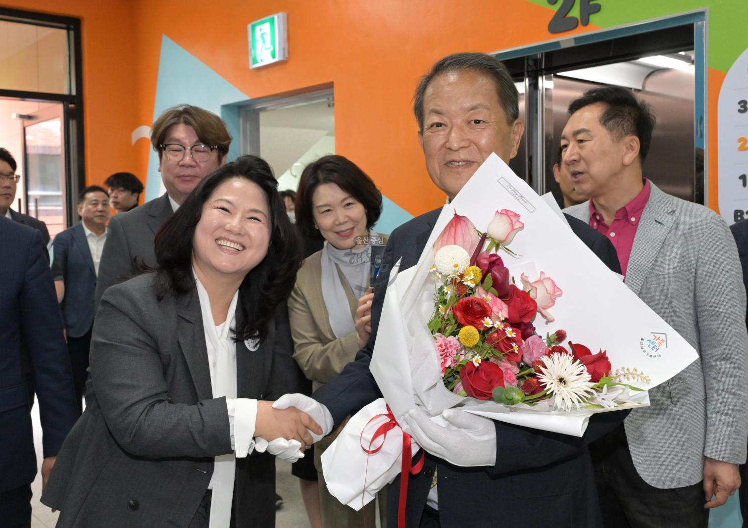 팔등가족행복센터 준공 및 개관식 의 사진