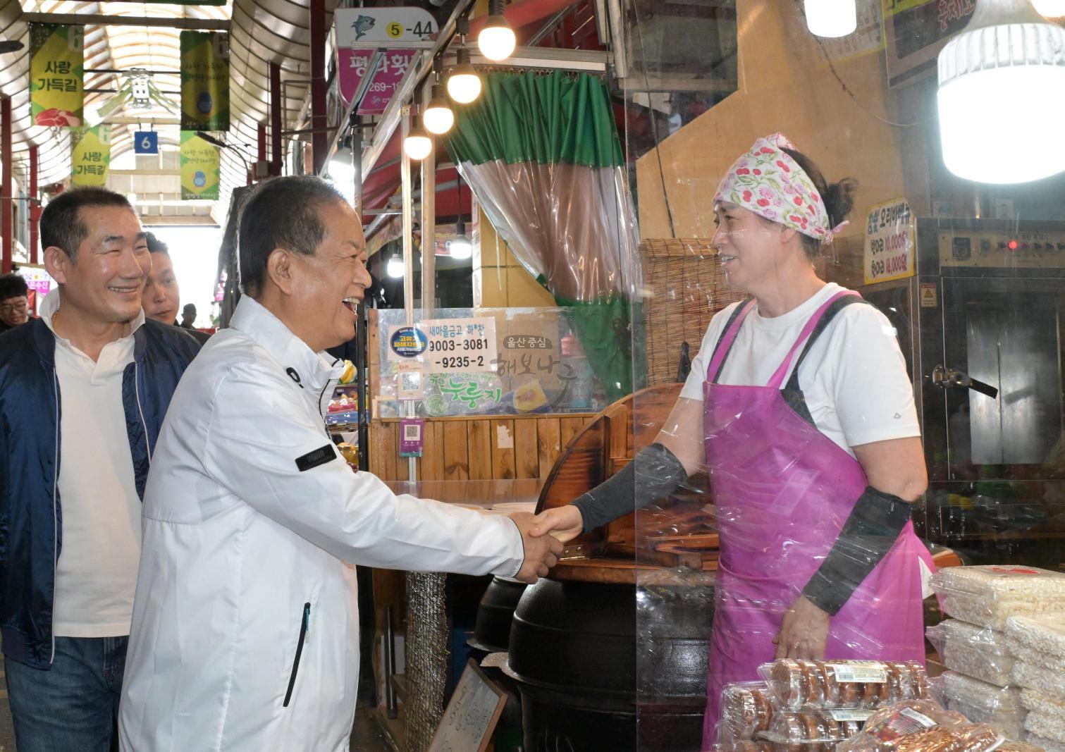 신정상가시장 현장 방문 의 사진