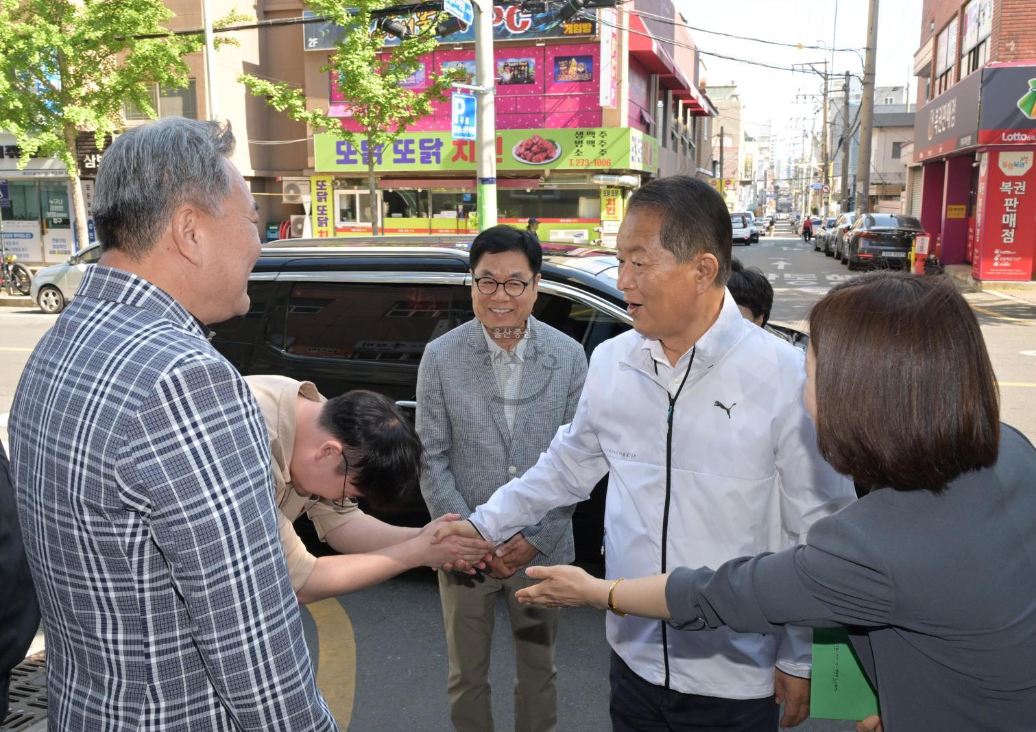 신정상가시장 현장 방문 의 사진