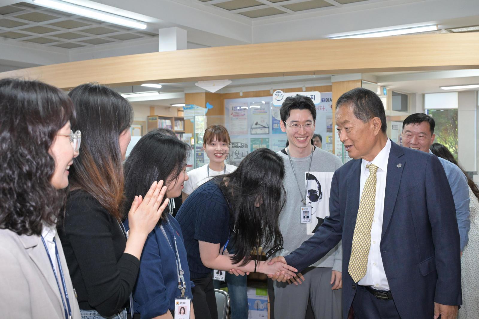 옥동 행정복지센터 격려 방문 의 사진