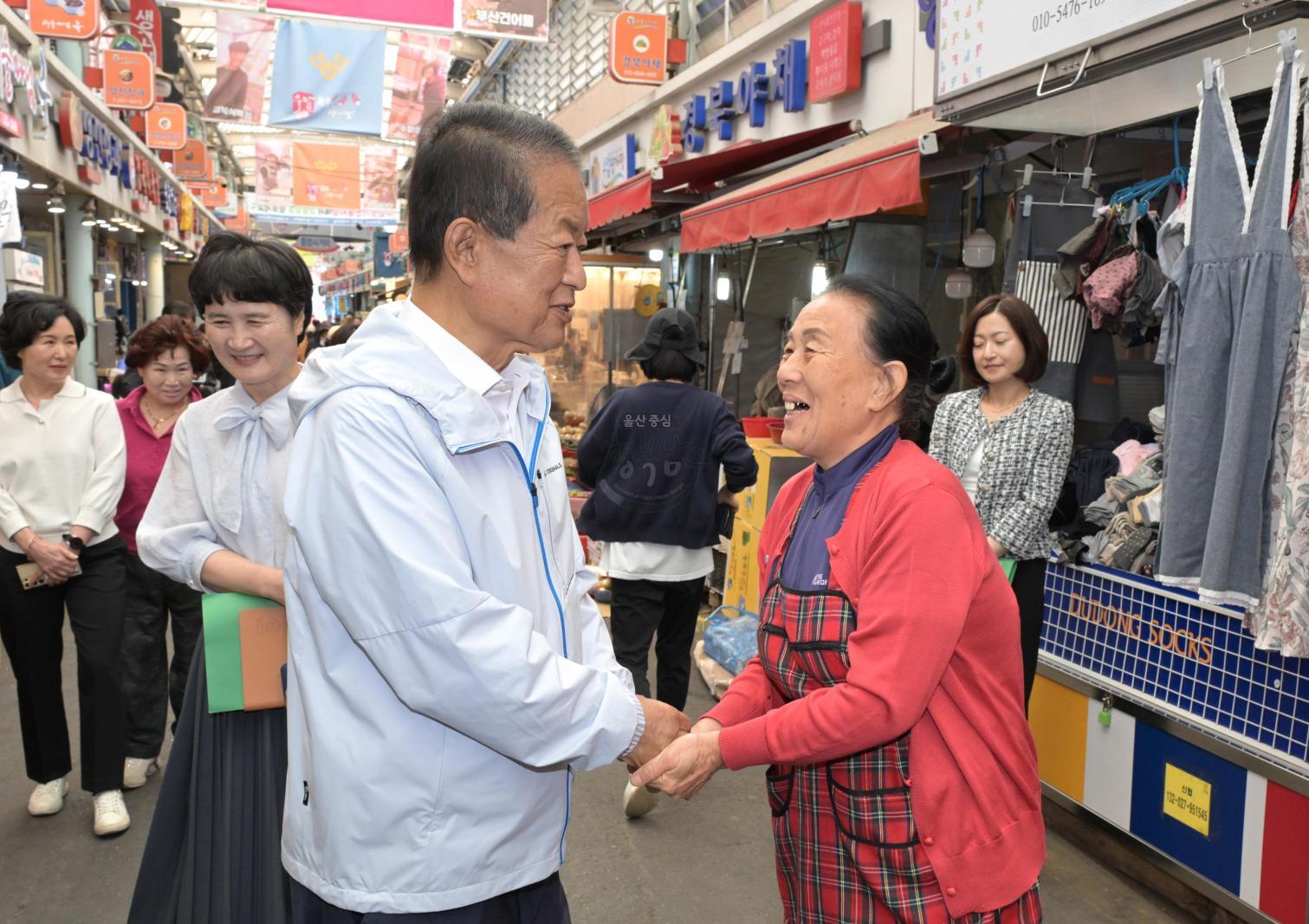수암시장 방문 의 사진