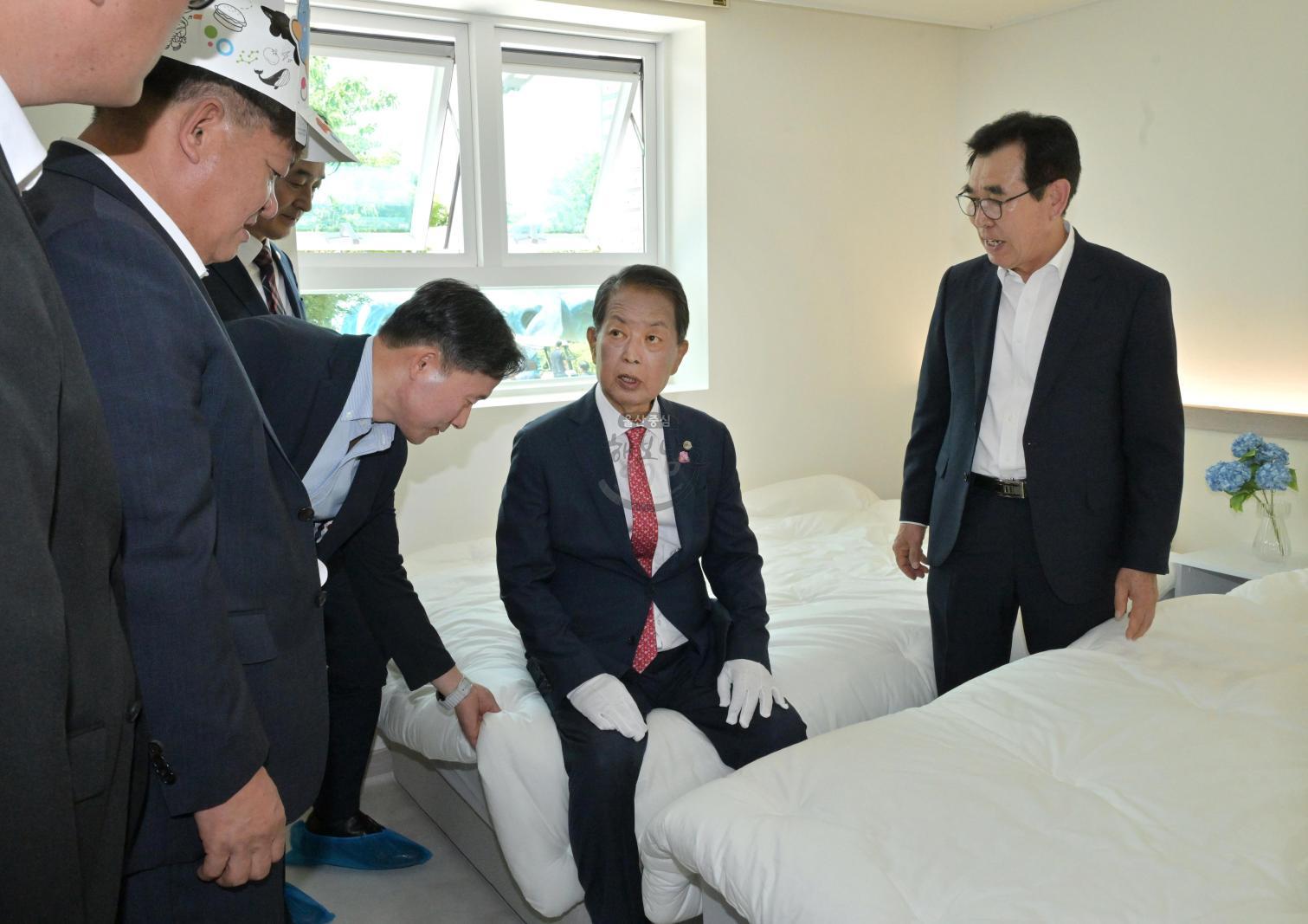 고래잠(관광숙박시설) 조성사업 준공식 의 사진