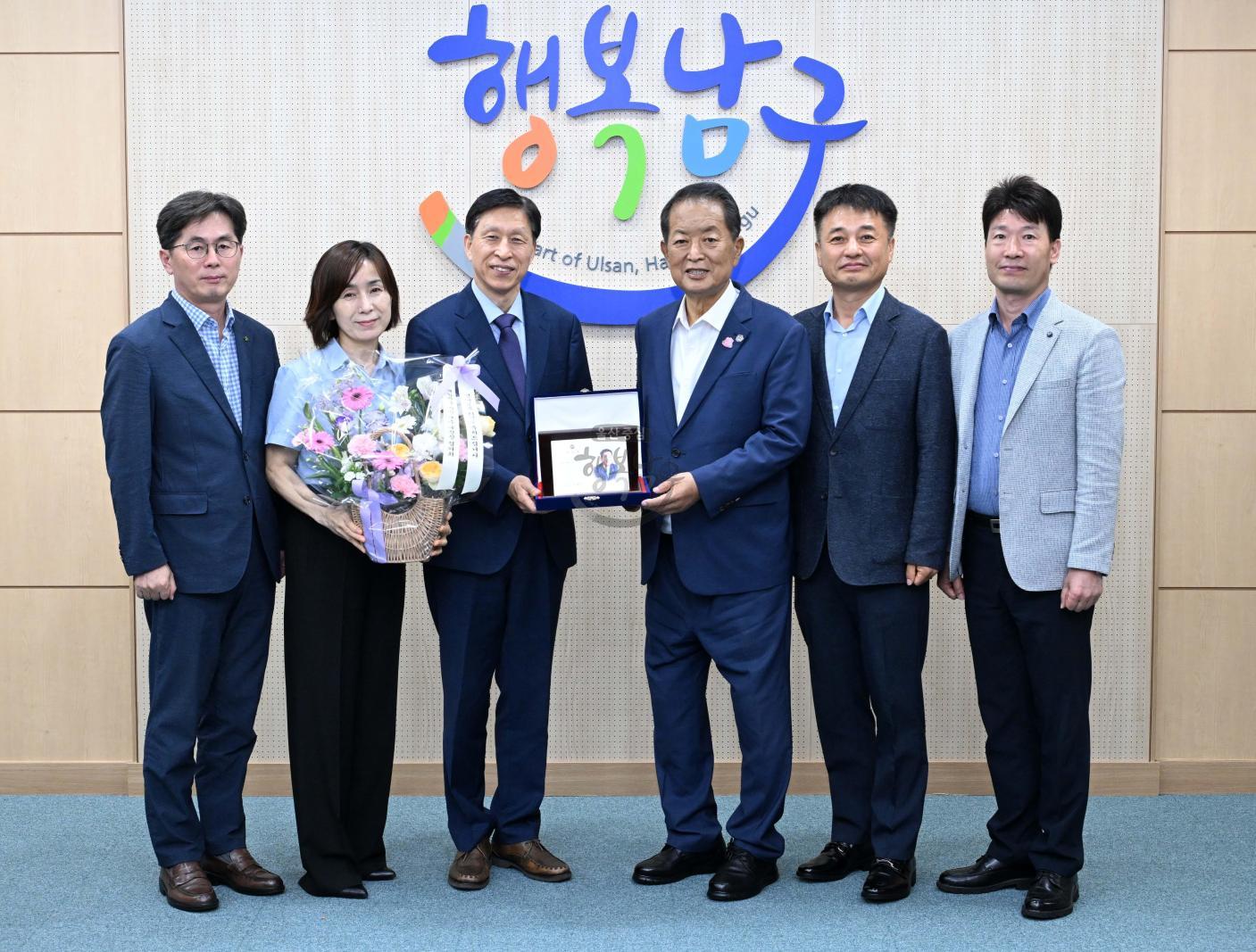 대한민국 시장·구청장·군수 협의회 사무굮 내방 의 사진