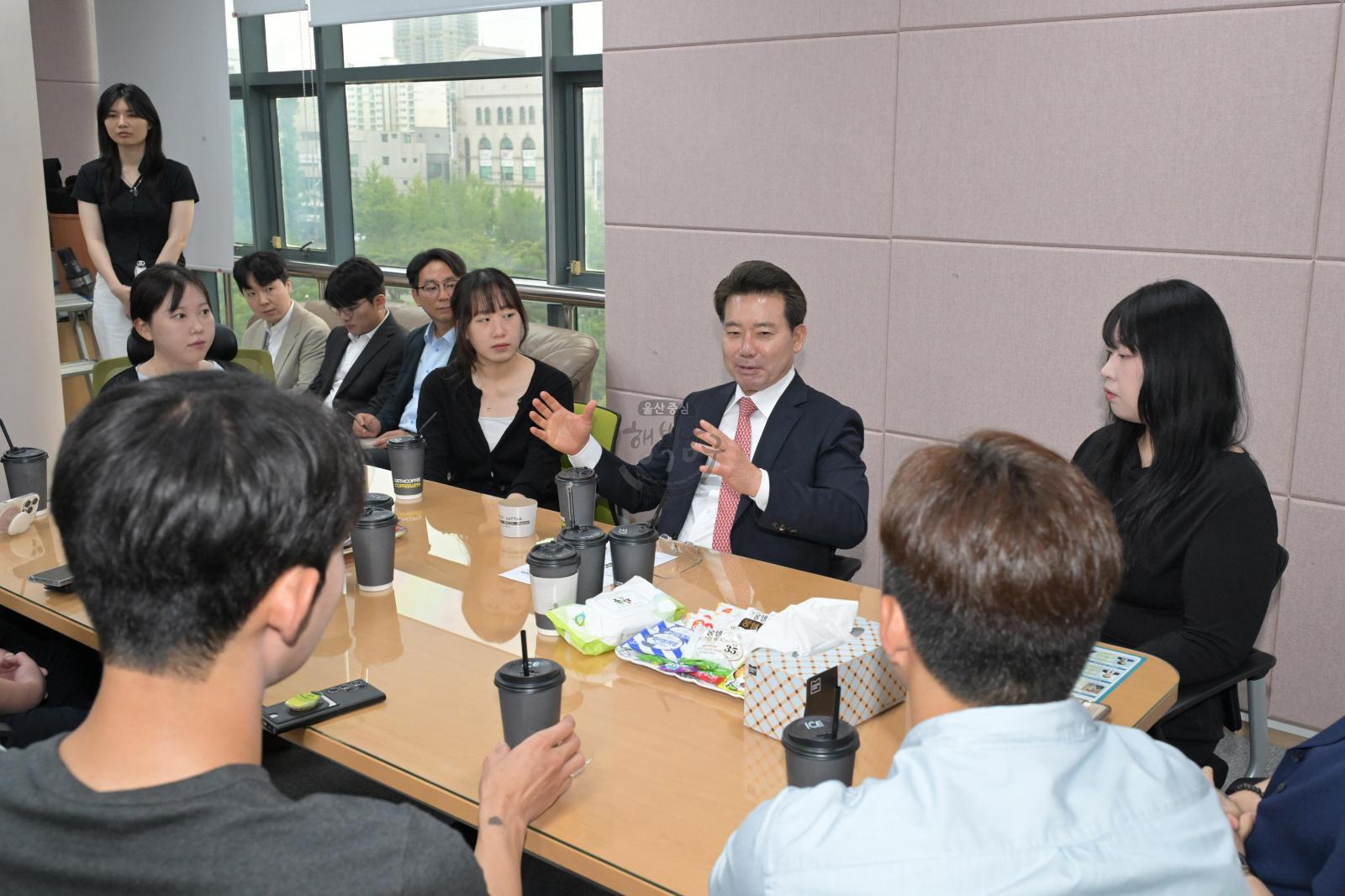 구청장과 출입기자와의 간담회 의 사진