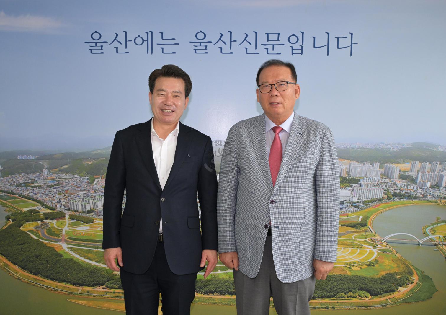 언론사방문(제일일보,경상일보,울산매일,울산신문,MBC) 의 사진