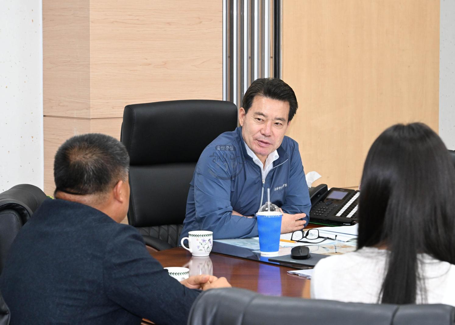 ㈜청우건설 착한기업 500만원 전달식 의 사진