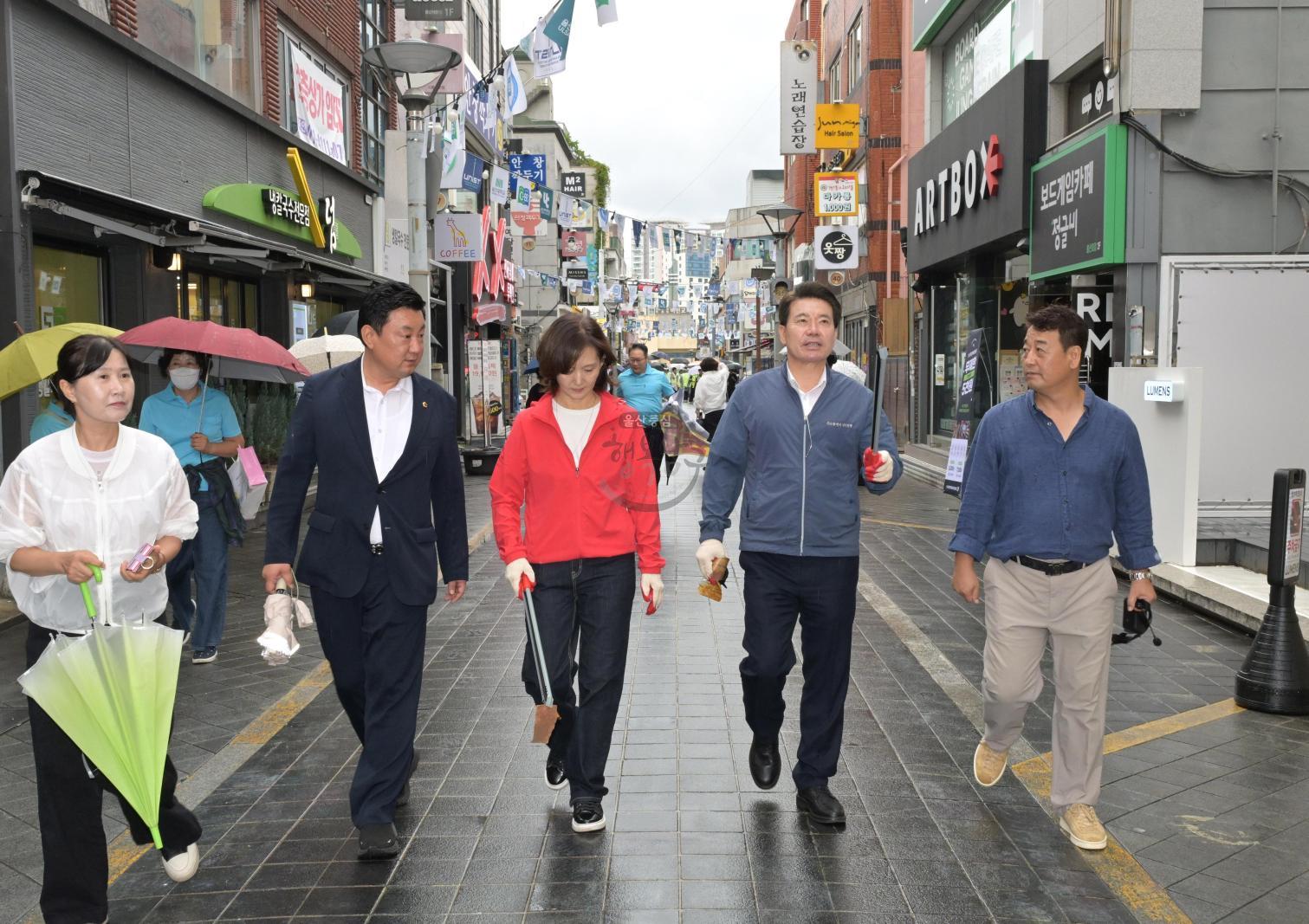 추석맞이 바보사거리 환경정비 의 사진