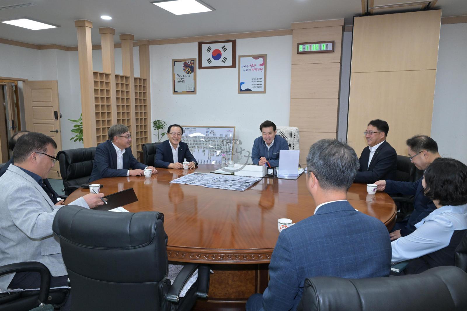 울산농협 임직원 고향사랑기부금 전달 의 사진