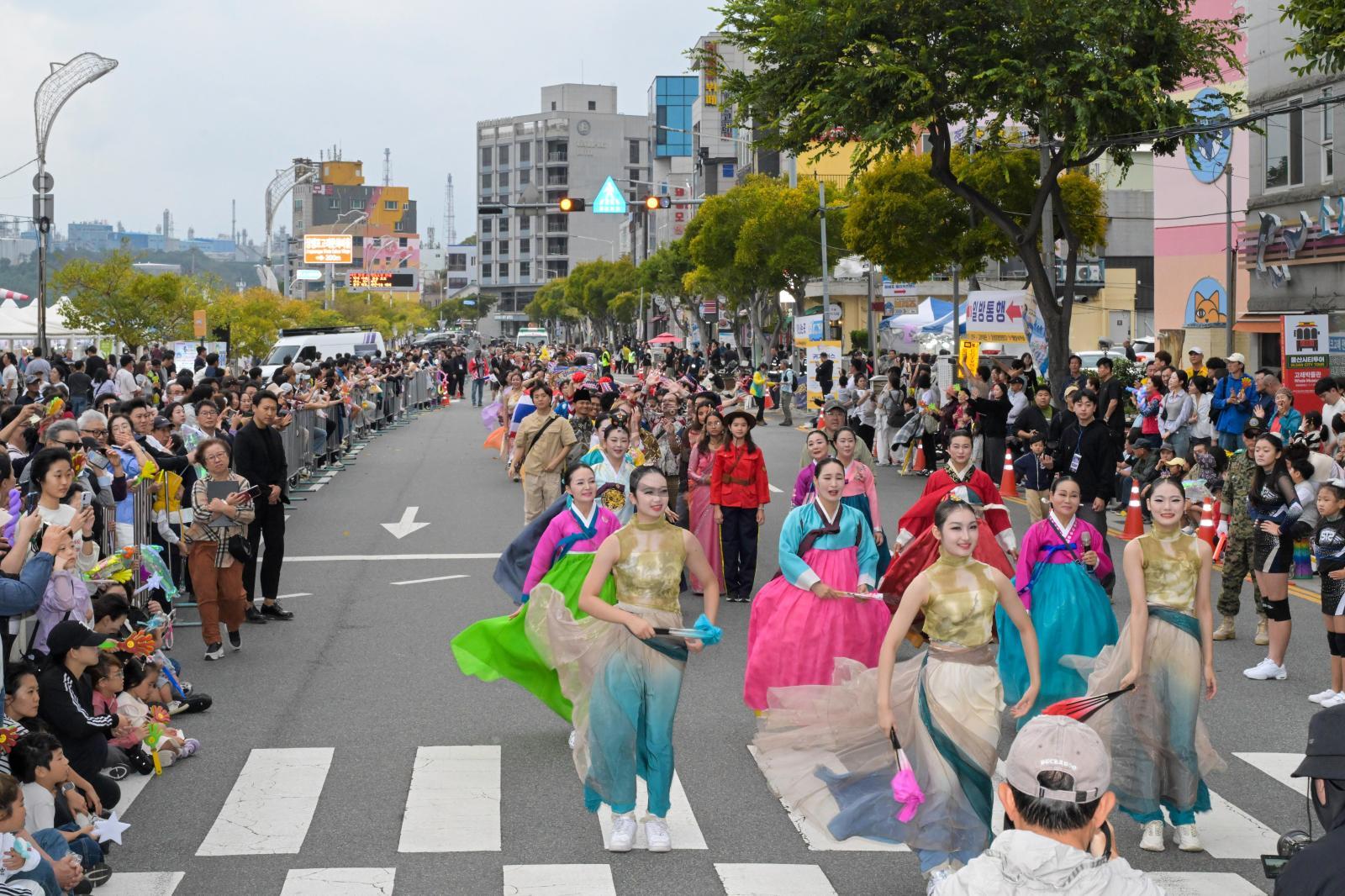 제30회 울산고래축제(고래 퍼레이드, 폐막식) 의 사진