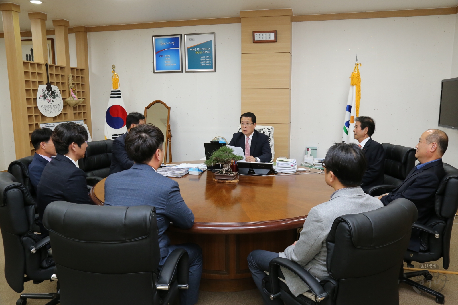 남구 생활폐기물 수집.운반 대행업체 이웃돕기 성금 전달식 의 사진