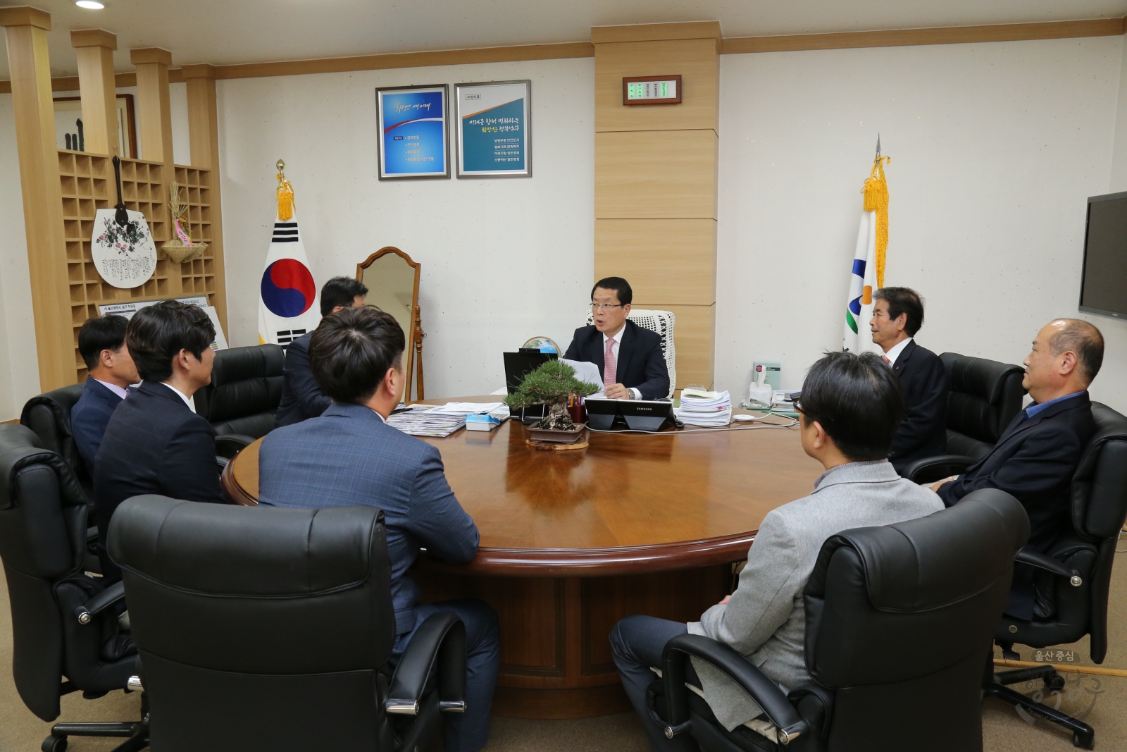 남구 생활폐기물 수집.운반 대행업체 이웃돕기 성금 전달식 의 사진