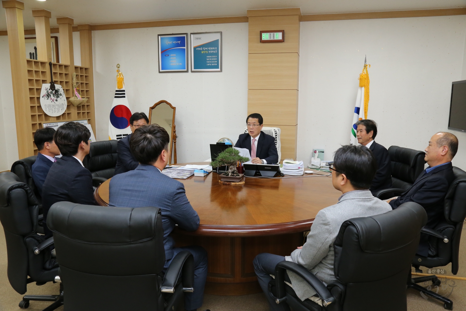 남구 생활폐기물 수집.운반 대행업체 이웃돕기 성금 전달식 의 사진