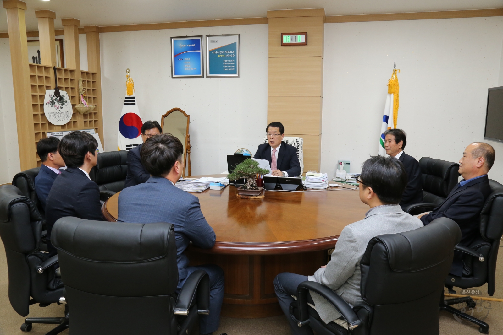 남구 생활폐기물 수집.운반 대행업체 이웃돕기 성금 전달식 의 사진