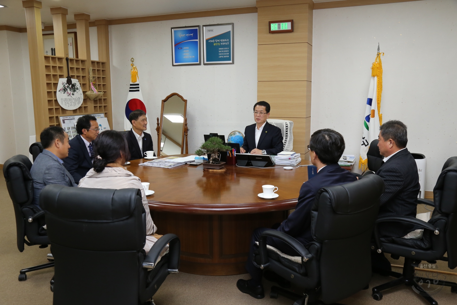 김종찬 자유총연맹 남구지회장 취임식 후원금 성금전달 의 사진