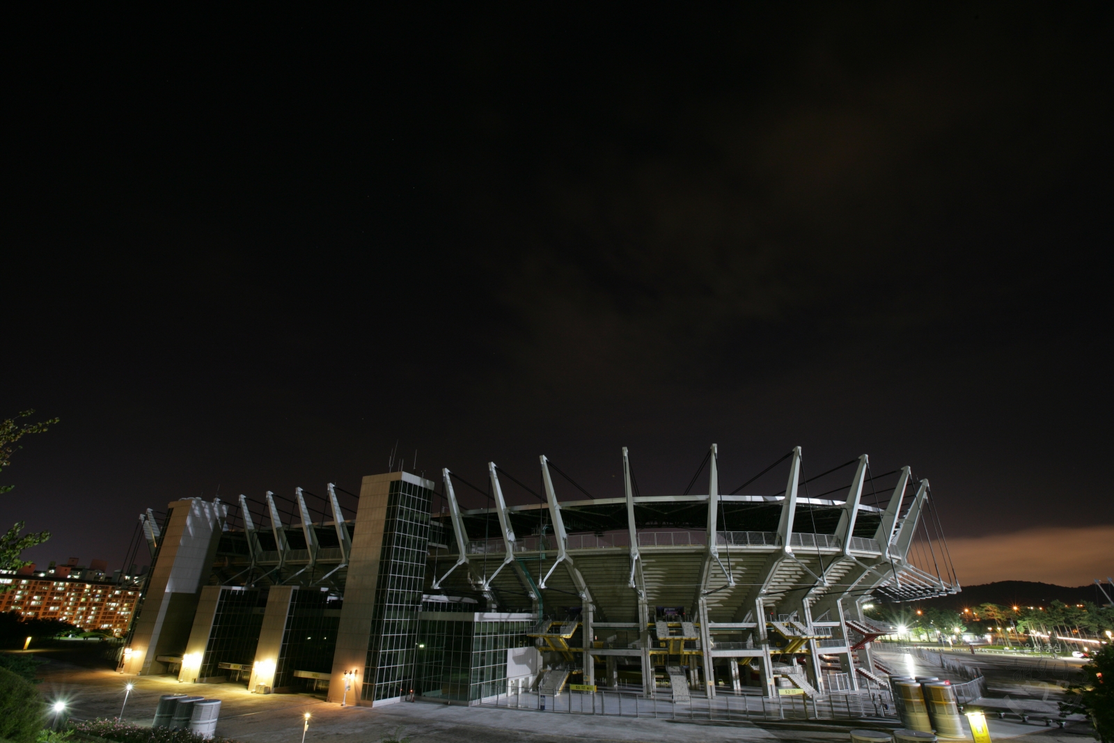 문수축구경기장 야경 의 사진